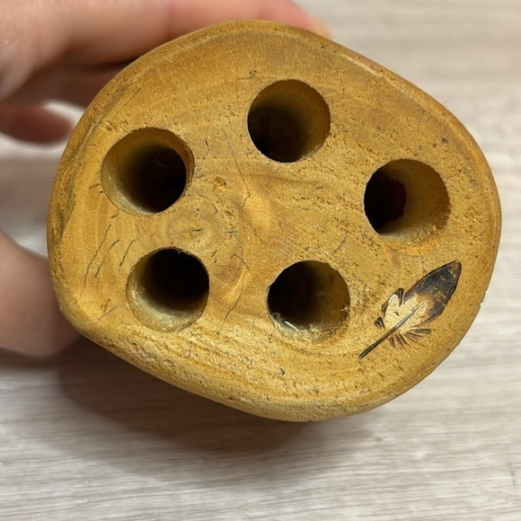 Wooden Pen Holder - Picture 8 of 9